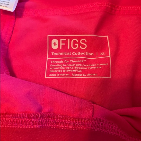 Figs set L Casma top and XL Kade bottom - Picture 5 of 5